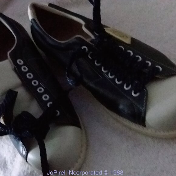 1950s Classics Saddle Bobby Sock Shoes  Navy/Camel color - Picture 3 of 10